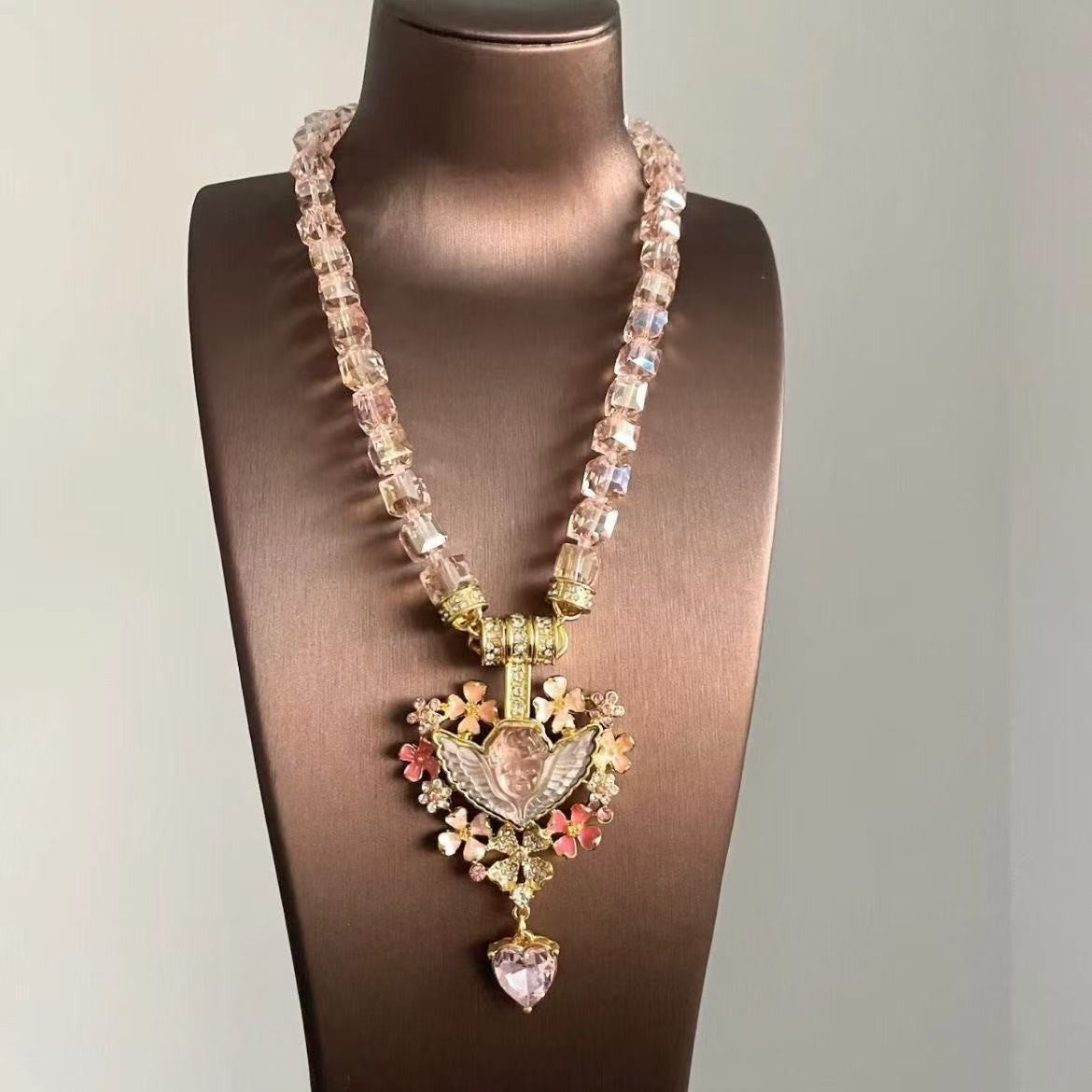 Vintage Style Sleeping Angel Heart Pendant Necklace – Pink Crystal Cube Bead Chain Statement Choker for Women