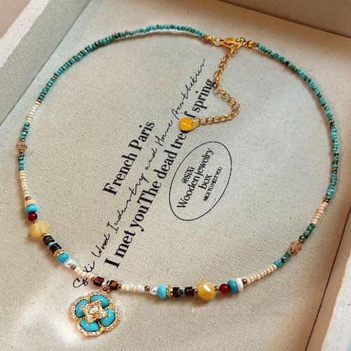 Boho Turquoise Flower Pendant Beaded Necklace – Dainty Natural Stone & Micro-Seed Bead Clavicle Choker for Women